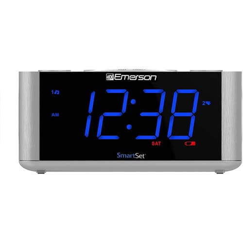 Emerson SmartSet Radio Alarm Clock 