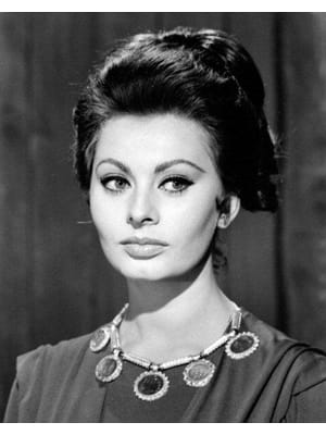 Sophia Loren wearing a Scoop-Neck Blouse in a Portrait 